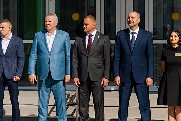 В новую школу в новый учебный год